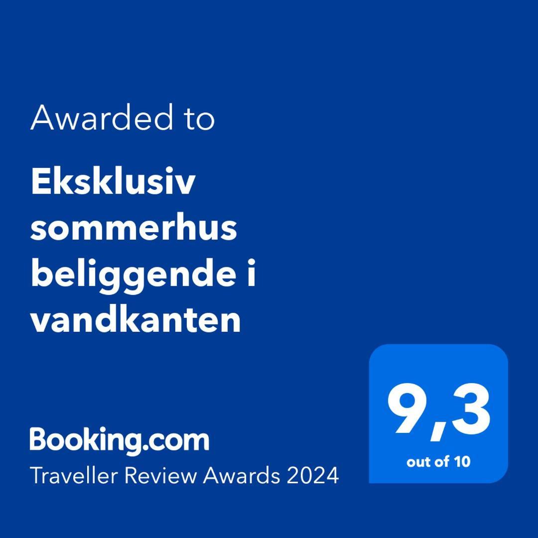 Eksklusiv Sommerhus Beliggende I Vandkanten Munkebo Exterior foto